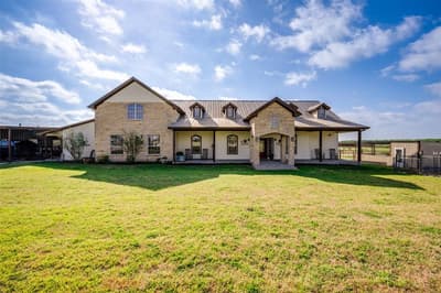5855 Western Star Drive, Justin TX 76247 - Photo 2