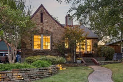 1027 Sarasota Circle, Dallas TX 75223 - Photo 4