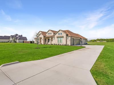 124 Aiden Drive, Waxahachie TX 75165 - Photo 2