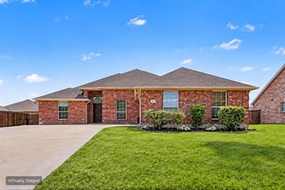 102 Troy Lane, Red Oak TX 75154