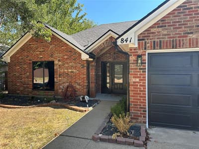 841 Collins Boulevard, Cedar Hill TX 75104 - Photo 2