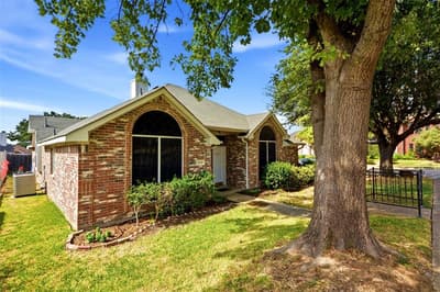 7117 Charleston Drive, Rowlett TX 75089 - Photo 2