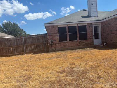 1809 Chapman Drive, Lancaster TX 75134 - Photo 2