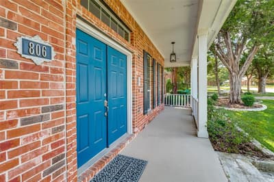 806 Cobblestone Court, Cedar Hill TX 75104 - Photo 4