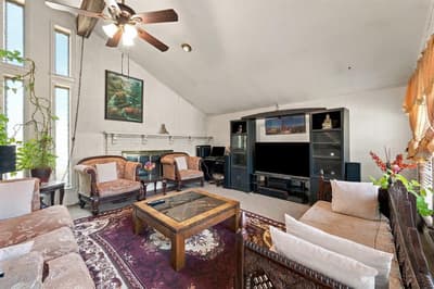 2721 Vancouver Street, Irving TX 75062 - Photo 4