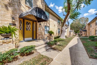 5811 Sandhurst Lane # A, Dallas TX 75206 - Photo 2
