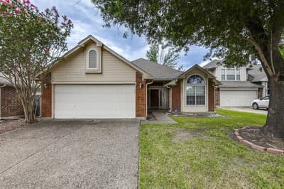 952 Freshwood Court, Arlington TX 76017