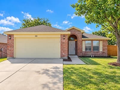 800 Castlewick Court, Arlington TX 76018