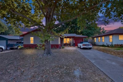 551 Dawson Drive, Duncanville TX 75116 - Photo 2