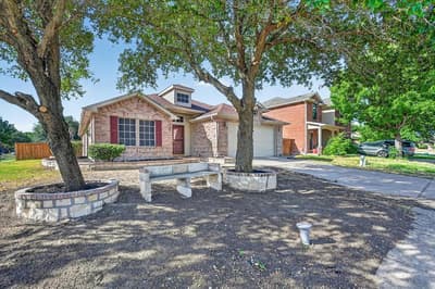 3203 Yeltes, Grand Prairie TX 75054 - Photo 3