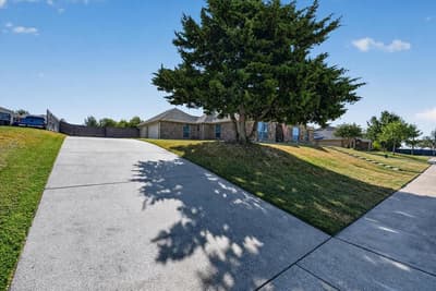 6460 Fox Run Dr., Midlothian TX 76065 - Photo 2