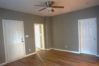 127 E Hull Street, Denison TX 75021 - Photo 3
