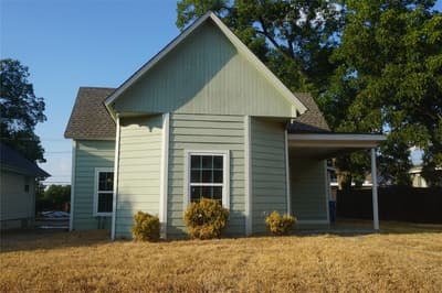 127 E Hull Street, Denison TX 75021