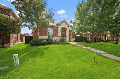 7209 Royal Glen Trail, McKinney TX 75072 - Photo 3