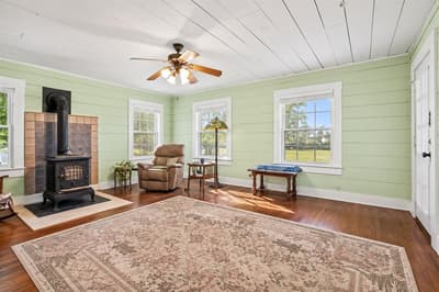 708 E Pine Street, Edgewood TX 75117 - Photo 4
