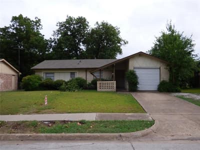 502 Moonlight Drive, Garland TX 75040