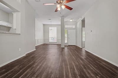 5612 Greenwich Drive, Arlington TX 76018 - Photo 3