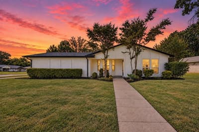 3101 Whisperwood Lane, Bedford TX 76021