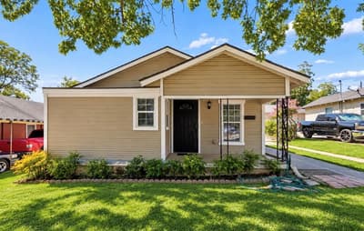 627 Hartsdale Drive, Dallas TX 75211 - Photo 2
