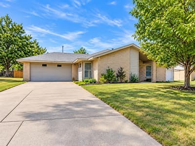 121 N Willow Street, Mansfield TX 76063 - Photo 2