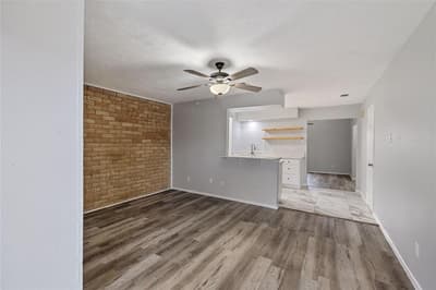 66 W Mountain Creek Drive, Grand Prairie TX 75052 - Photo 3