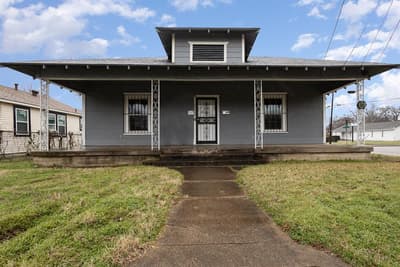 2602 Lenway Street, Dallas TX 75215