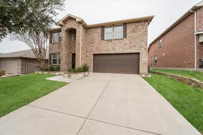 10664 Midway Drive, Frisco TX 75035 - Photo 2