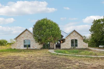 6620 Montgomery Road, Midlothian TX 76065 - Photo 2