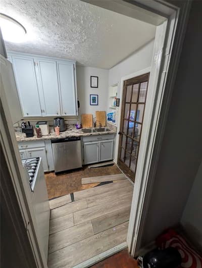 2723 Grayson Drive, Dallas TX 75224 - Photo 4