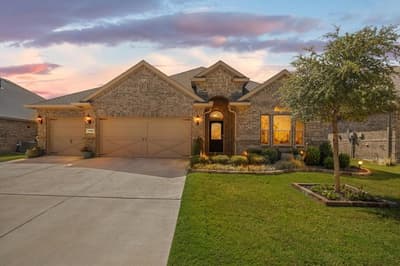 1109 Whispering Hill Drive, Mansfield TX 76063 - Photo 2