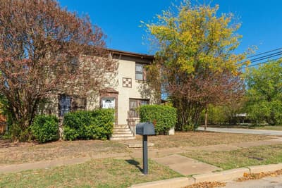 2841 Avenue H, Fort Worth TX 76105