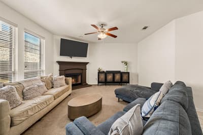 8255 Clarksprings Drive, Dallas TX 75236 - Photo 5