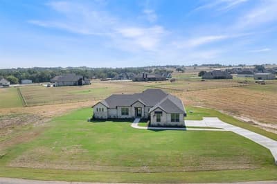 1099 Paradise Parkway, Poolville TX 76487 - Photo 3