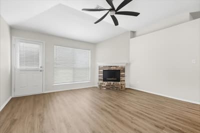 7217 Fossil Hill Drive, Arlington TX 76002 - Photo 3
