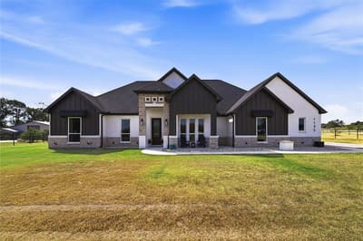 1135 Paradise Parkway, Poolville TX 76487 - Photo 2