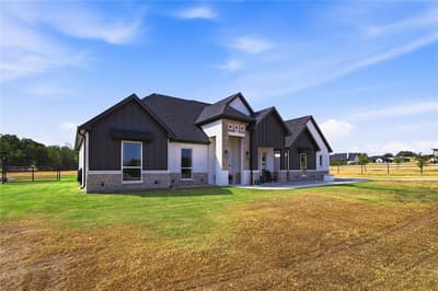 1135 Paradise Parkway, Poolville TX 76487 - Photo 4