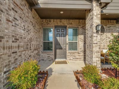 921 Hearthside Way, McKinney TX 75071 - Photo 2