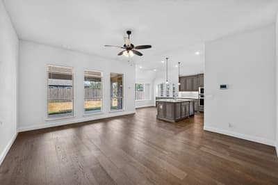 289 SPARKLING SPRINGS, Waxahachie TX 75165 - Photo 4