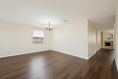 814 White Dove Drive, Arlington TX 76017 - Photo 2