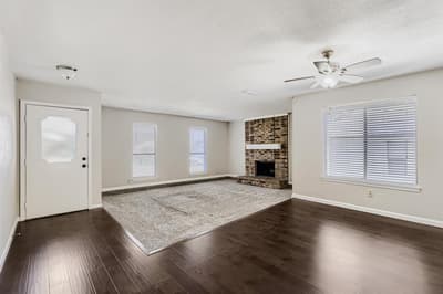 1012 Bellflower Drive, Carrollton TX 75007 - Photo 3
