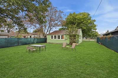 3261 Todd Avenue, Fort Worth TX 76110 - Photo 5