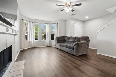 1507 Wavecrest Drive, Glenn Heights TX 75154 - Photo 2