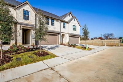 802 Homeplace Circle, Mansfield TX 76063 - Photo 3