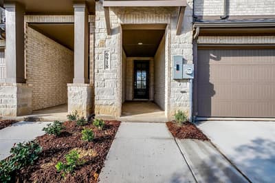 802 Homeplace Circle, Mansfield TX 76063 - Photo 4