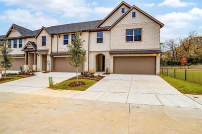 800 Homeplace Circle, Mansfield TX 76063 - Photo 2