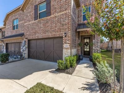 4224 Mingo Drive, Carrollton TX 75010 - Photo 3