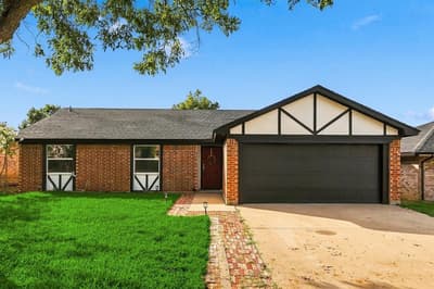 3113 Meadowmoor Street, Fort Worth TX 76133 - Photo 2
