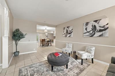 1111 Elmwood Street, Gainesville TX 76240 - Photo 2