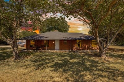 3211 Bluegrass Drive, Midlothian TX 76065 - Photo 2