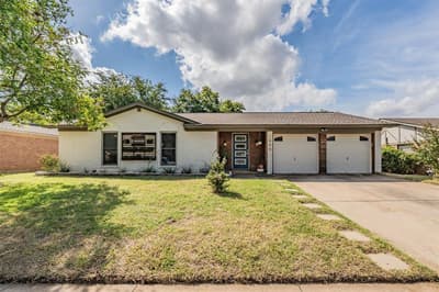 1800 Winchester Way, Bedford TX 76022